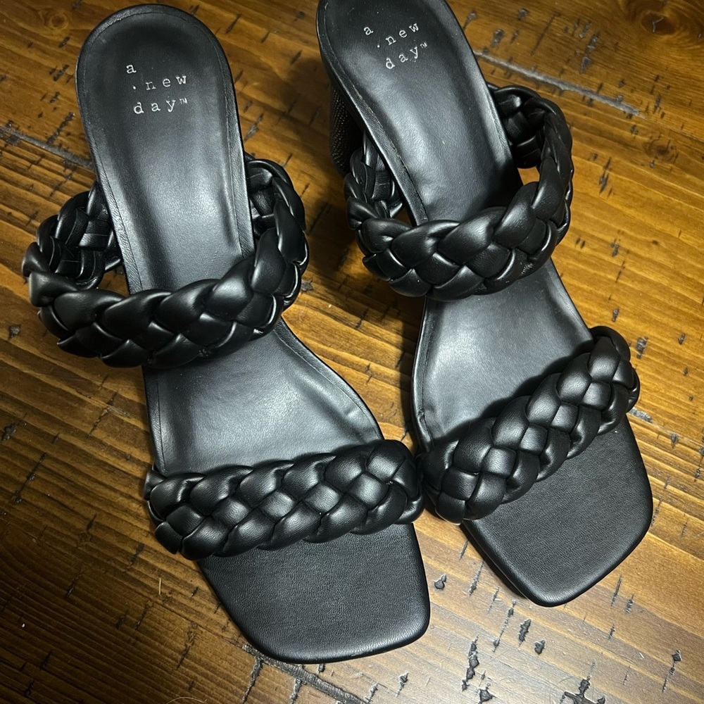 Target Black Heels 8.5 NWOT